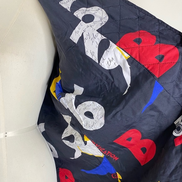 VINTAGE 100% SILK QUILTED PATTERNED NAUTICAL BUTTON UP JACKET WITH MATCHING SASH - Picture 14 of 17